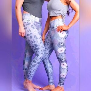 🔢💠⚜️🔢Niyama Sol Angel Numbers Leggings in Gray and Black Xs BNWT